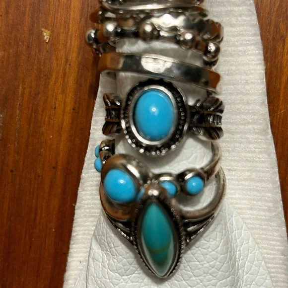 Gorgeous, Free People stackable rings❤️ - Picture 3 of 3